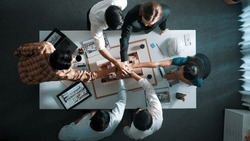 Top View Smart Manager Clapping Hands 2462461049